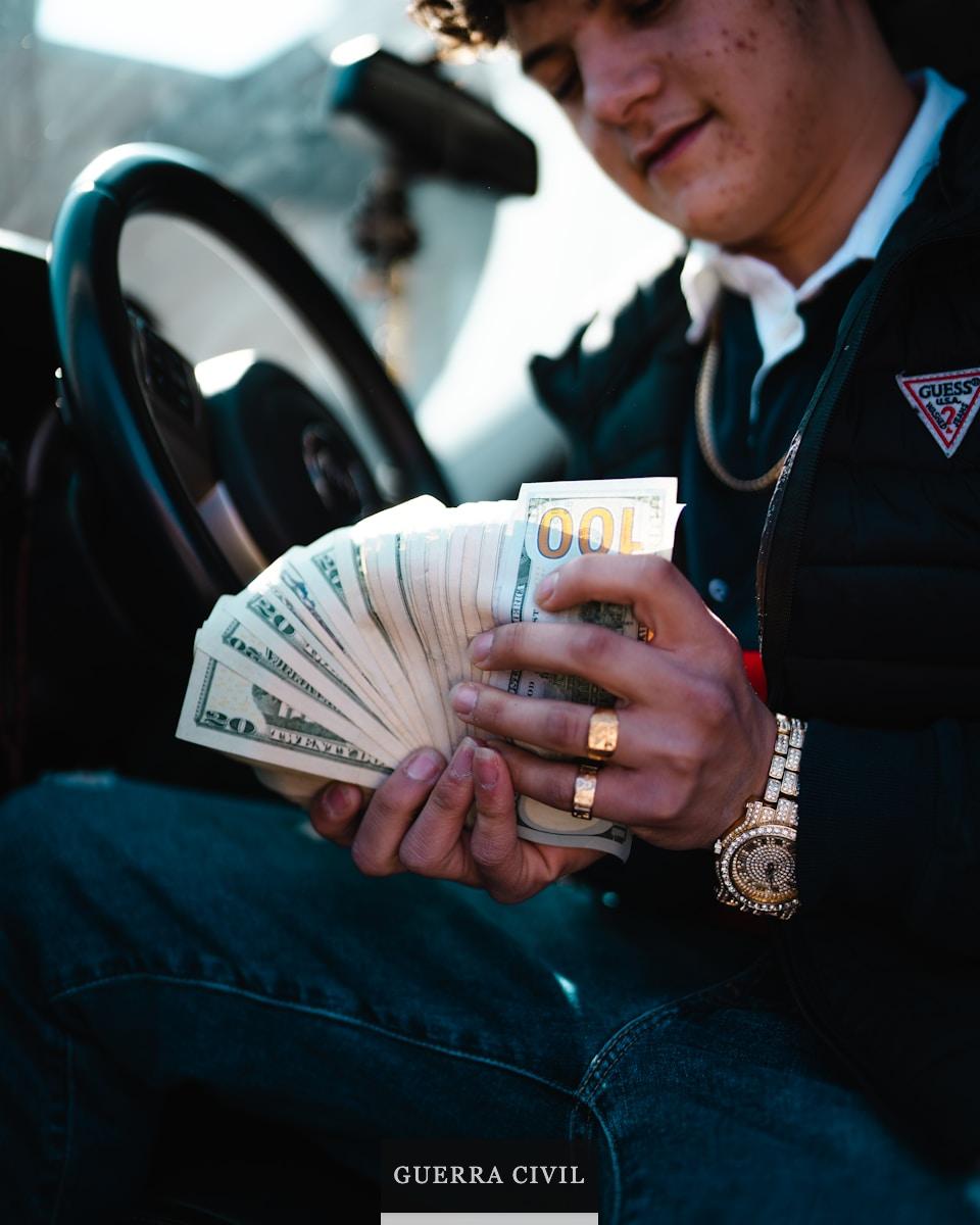 Persona de dinero